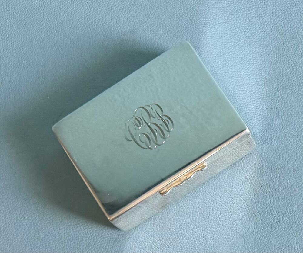 Vintage Aristocrat Silver Cigarette Box 5x3.5 Wood Lined English Silverplate